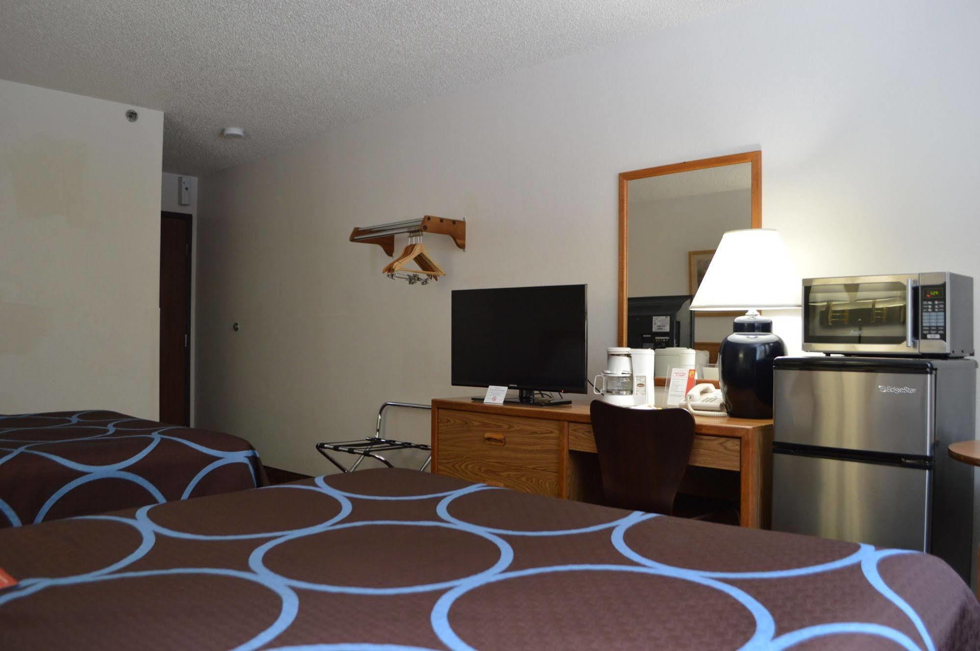 Hotel Super 8 By Wyndham Park Rapids Extérieur photo